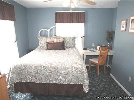 August Seven Inn Daytona Beach Oda fotoğraf
